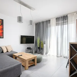 Rentplanet - Na Pradze Варшава